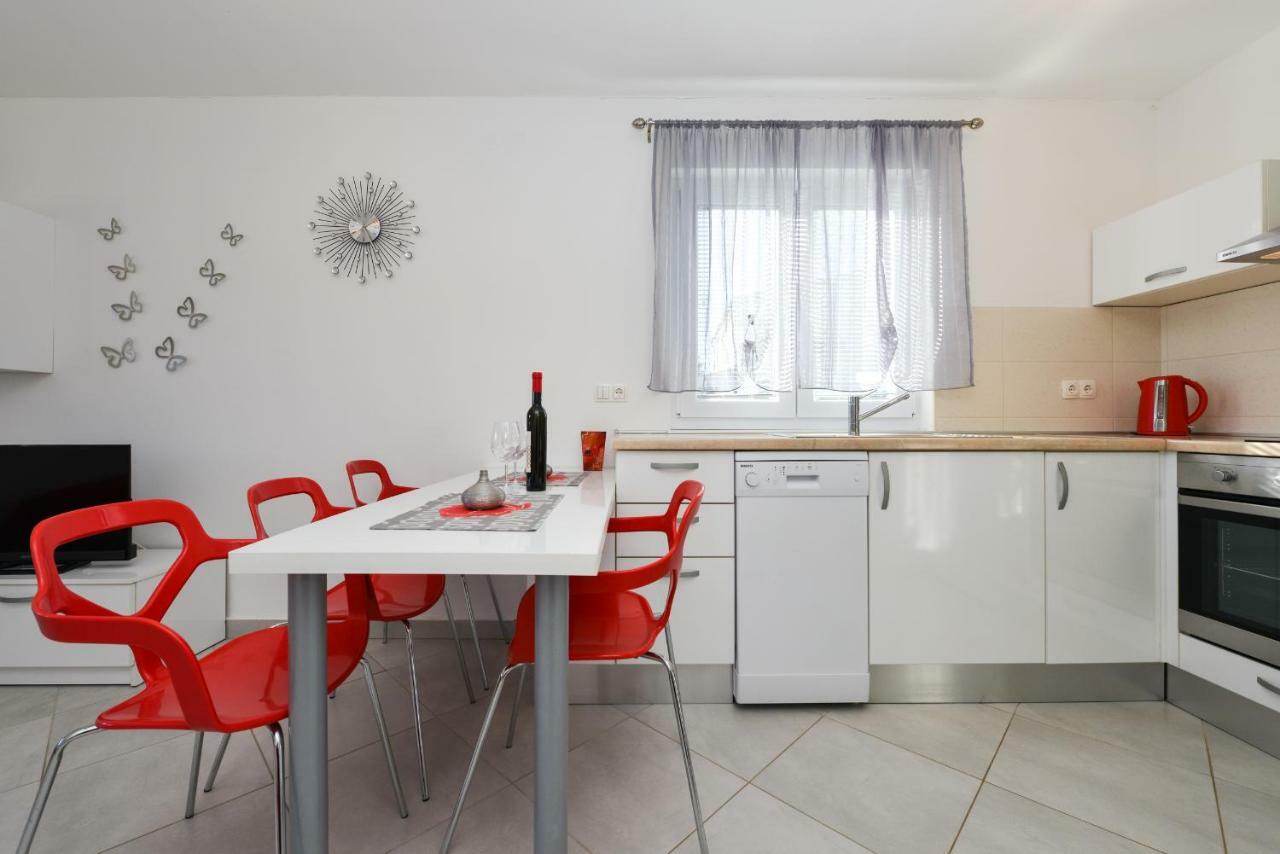 Apartments L&M Vir Kültér fotó